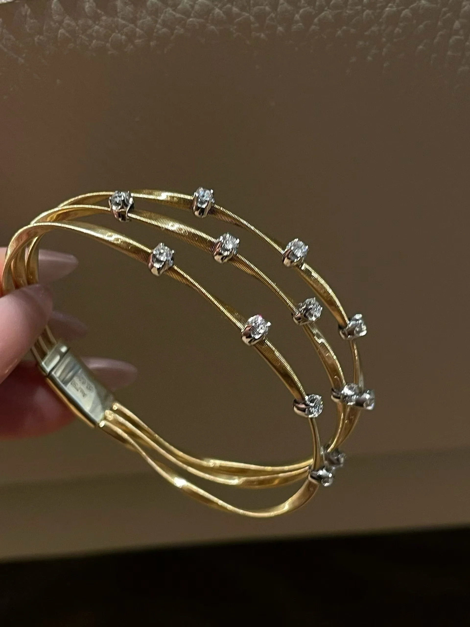 Velriza Aria Wire Cuff Bracelet Gold