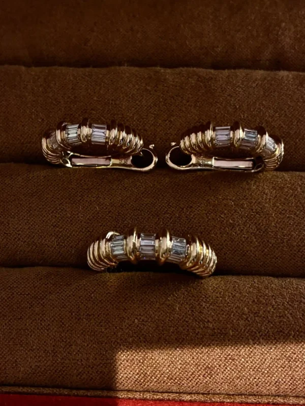 Velriza Coil Baguette Huggie Trio