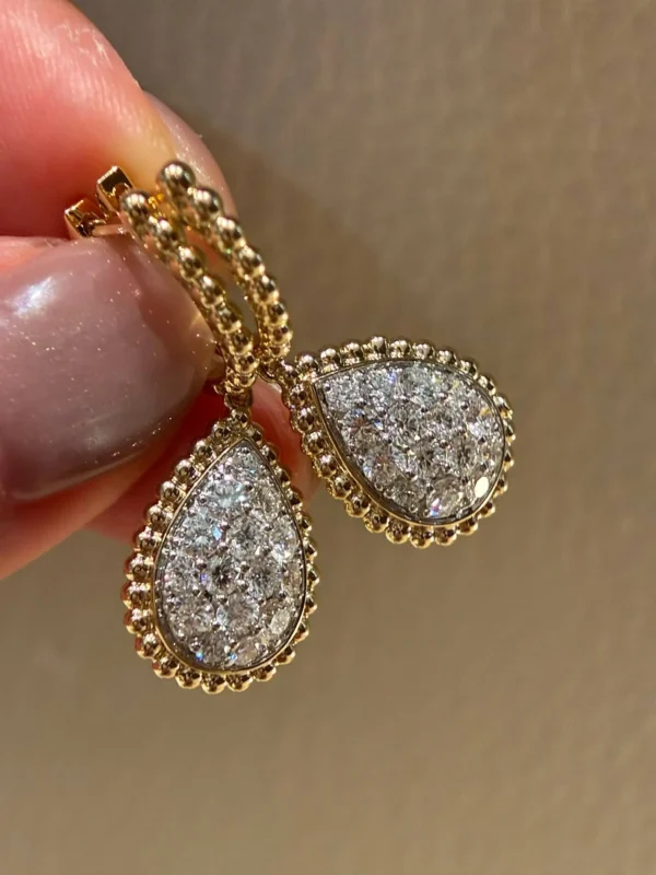 Velriza Vintage Bezel Teardrop Drops