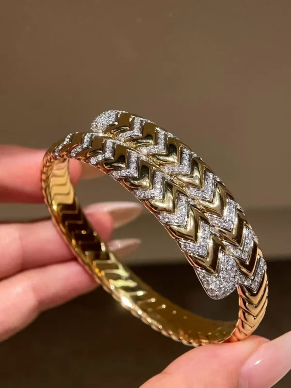 Velriza Zigzag Dynasty Chevron Bangle